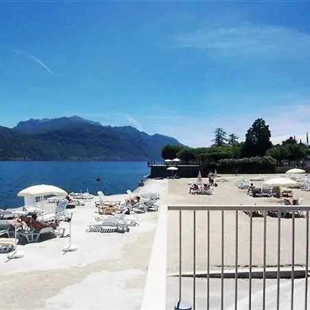 Sleeps 2 Air Con Menaggio